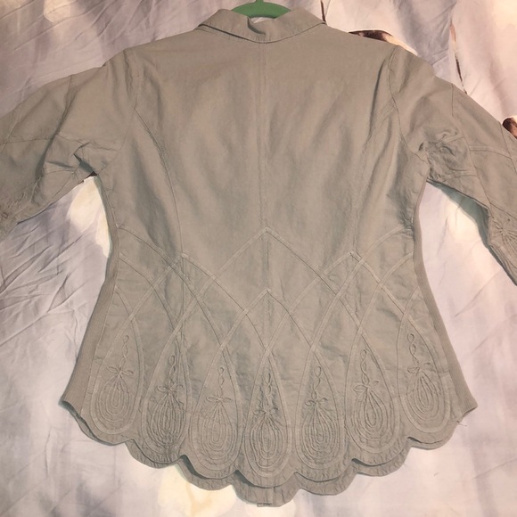 NWT - Light Gray. VERY Hard to find! Paid $98.95!! - Picture 5 of 8